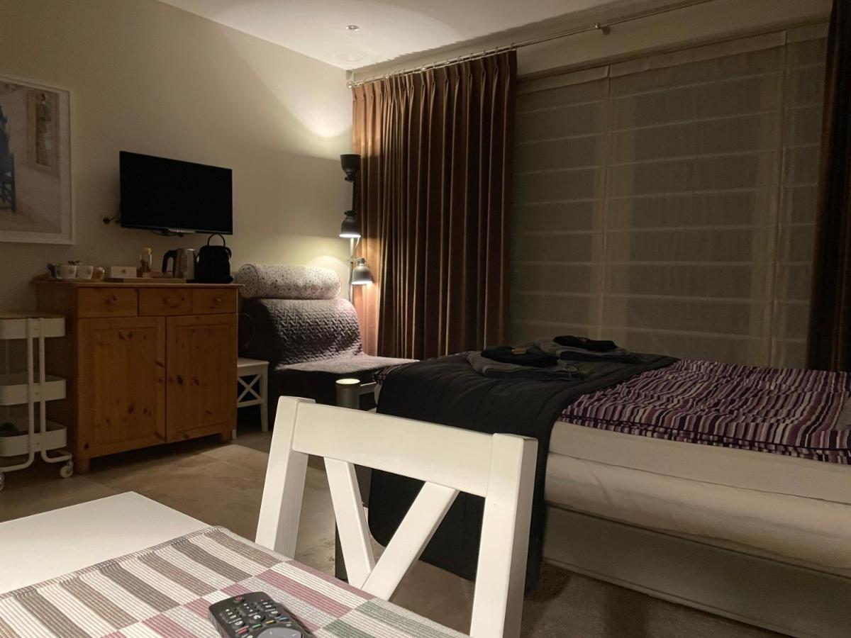 B&B Maison Saint Tropez アイントホーフェン エクステリア 写真