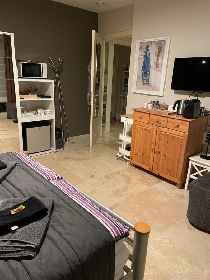 B&B Maison Saint Tropez アイントホーフェン エクステリア 写真