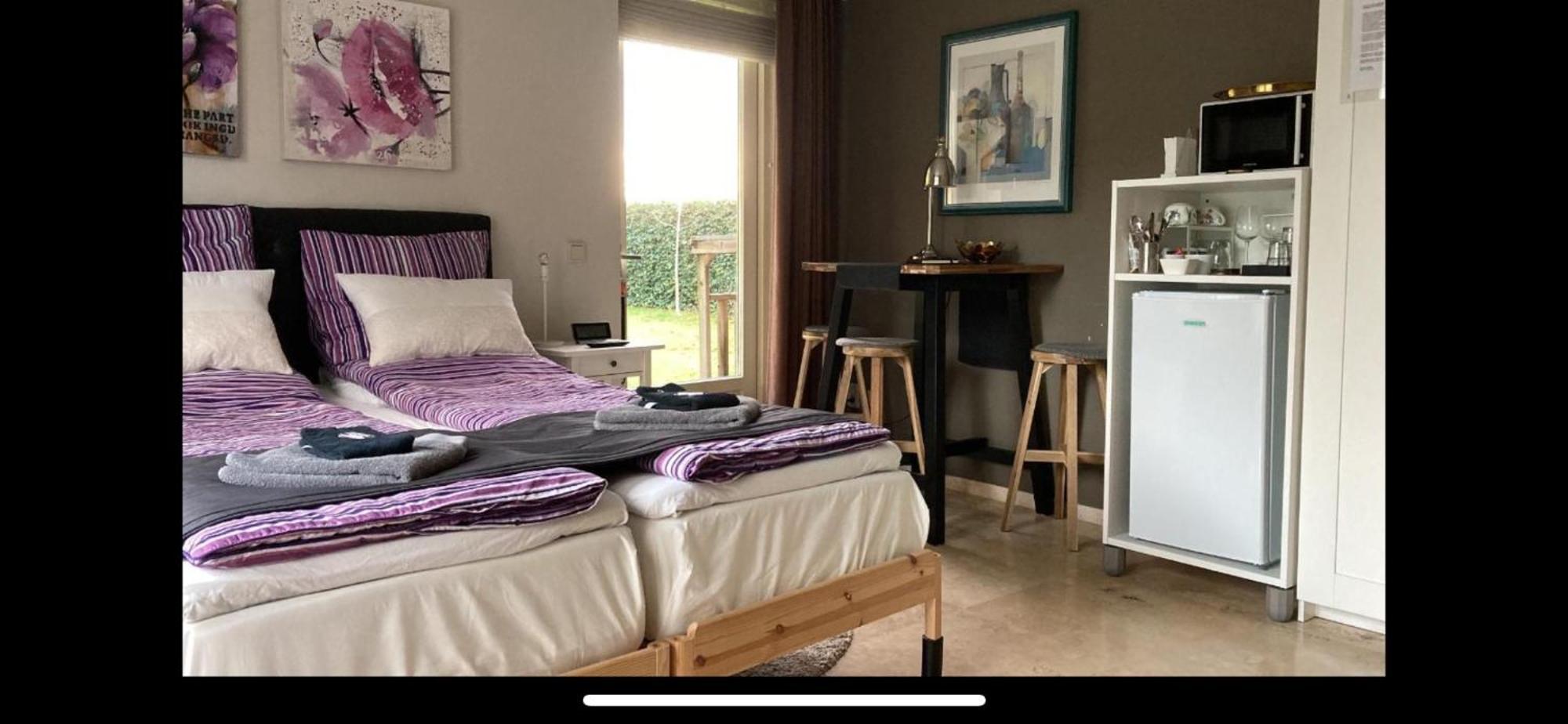 B&B Maison Saint Tropez アイントホーフェン 部屋 写真